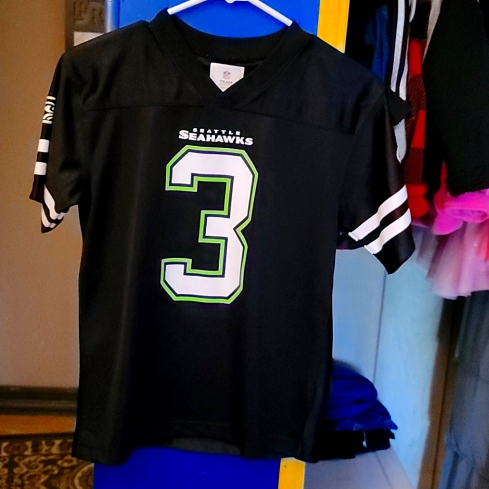 Seattle Seahawks Wilson jersey (YOUTH LG 10/12)